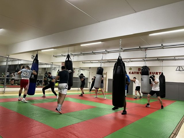 Cours adultes — travail au sac